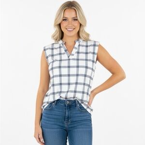 Halife white & black striped sleeveless top size large new with tags